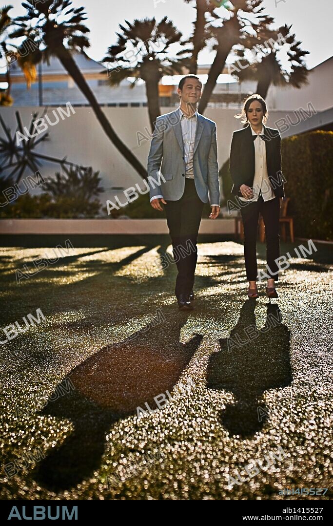 ELLIOT PAGE and JOSEPH GORDON-LEVITT in INCEPTION, 2010, directed by CHRISTOPHER NOLAN. Copyright WARNER BROSS PICTURES/SYNCOPY/LEGENDARY PICTURES.