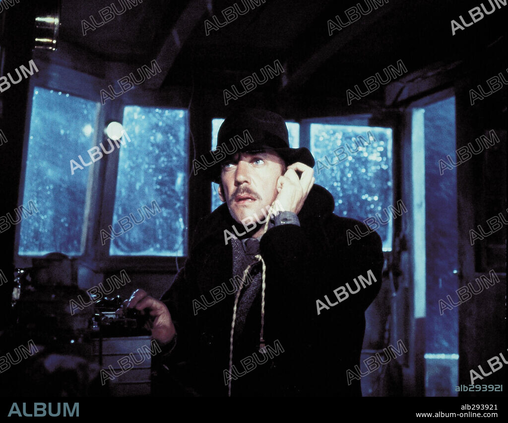 DONALD SUTHERLAND en EL OJO DE LA AGUJA, 1981 (EYE OF THE NEEDLE), dirigida por RICHARD MARQUAND. Copyright UNITED ARTISTS.