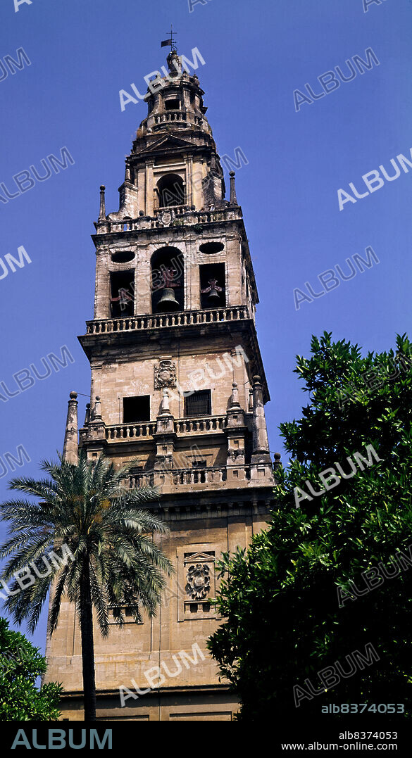 TORRE CAMPANARIO BARROCA DE LA CATEDRAL DE CORDOBA - SIGLO XVI.