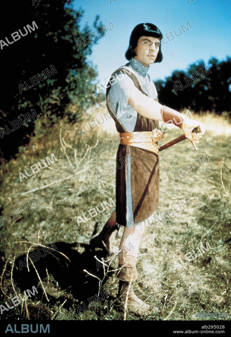 ROBERT WAGNER en EL PRÍNCIPE VALIENTE, 1954 (PRINCE VALIANT), dirigida por HENRY HATHAWAY. Copyright 20TH CENTURY FOX.