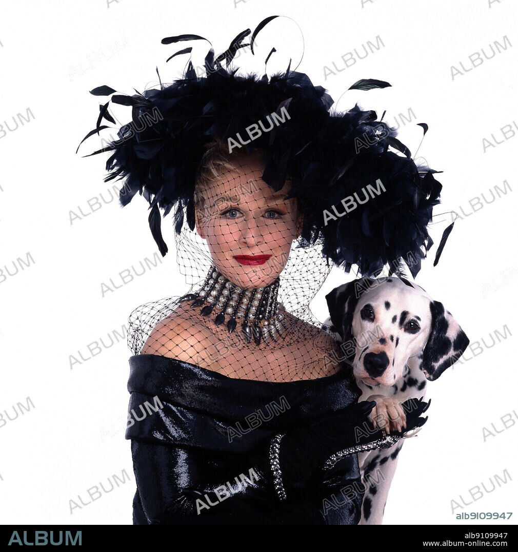 GLENN CLOSE in 101 DALMATIANS, 1996, unter der Regie von STEPHEN HEREK. Copyright WALT DISNEY PRODUCTIONS.
