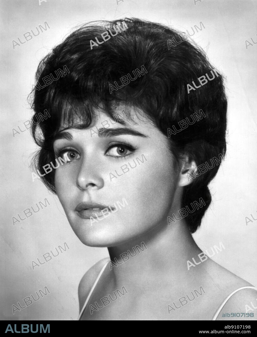 JOAN BLACKMAN in KID GALAHAD, 1962, directed by PHIL KARLSON. Copyright MIRISCH/UNITED ARTISTS.