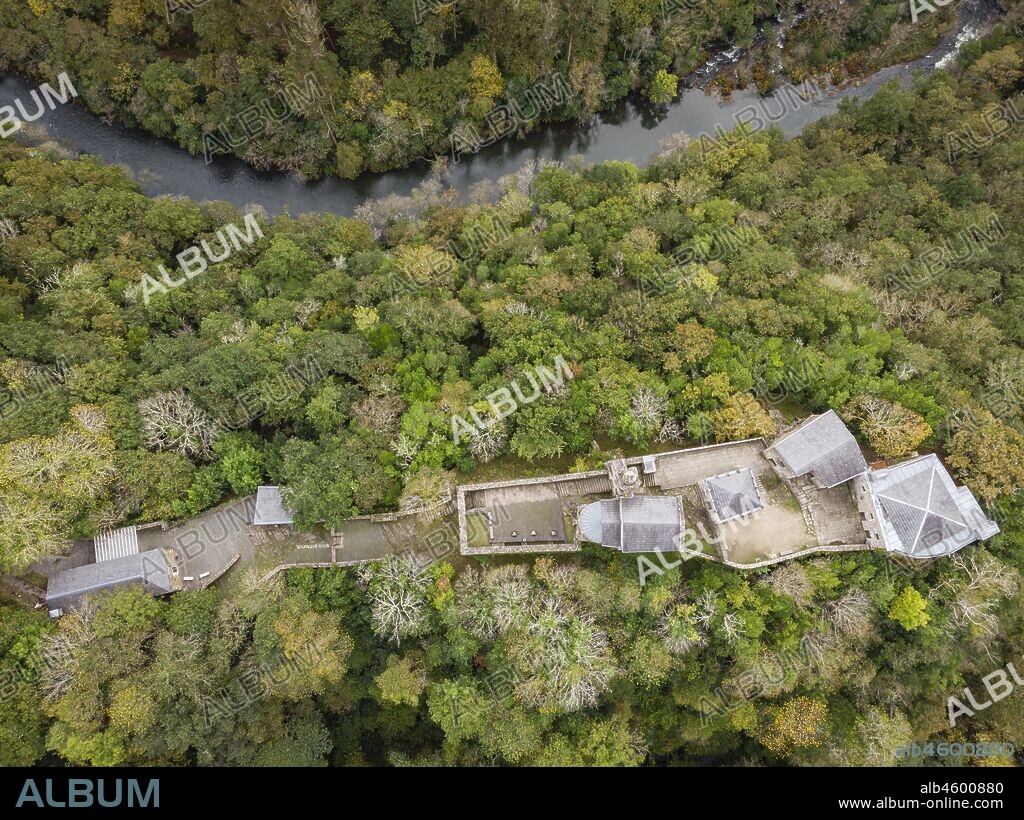 Monasterio de San Juan de Caaveiro, parque natural Fragas del Eume,? provincia de La Coruña, Galicia, Spain.