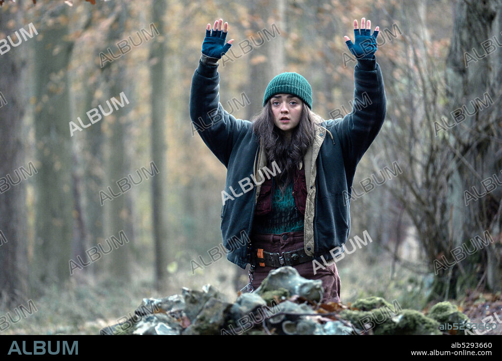 MAISIE WILLIAMS dans TWO WEEKS TO LIVE, 2020, réalisé par AL CAMPBELL. Copyright KUDOS FILM AND TELEVISION.