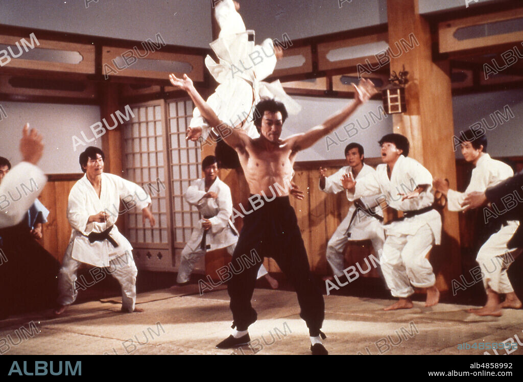 BRUCE LEE en FURIA ORIENTAL, 1972 (JING WU MEN), dirigida por WEI LO. Copyright 20TH CENTURY FOX.