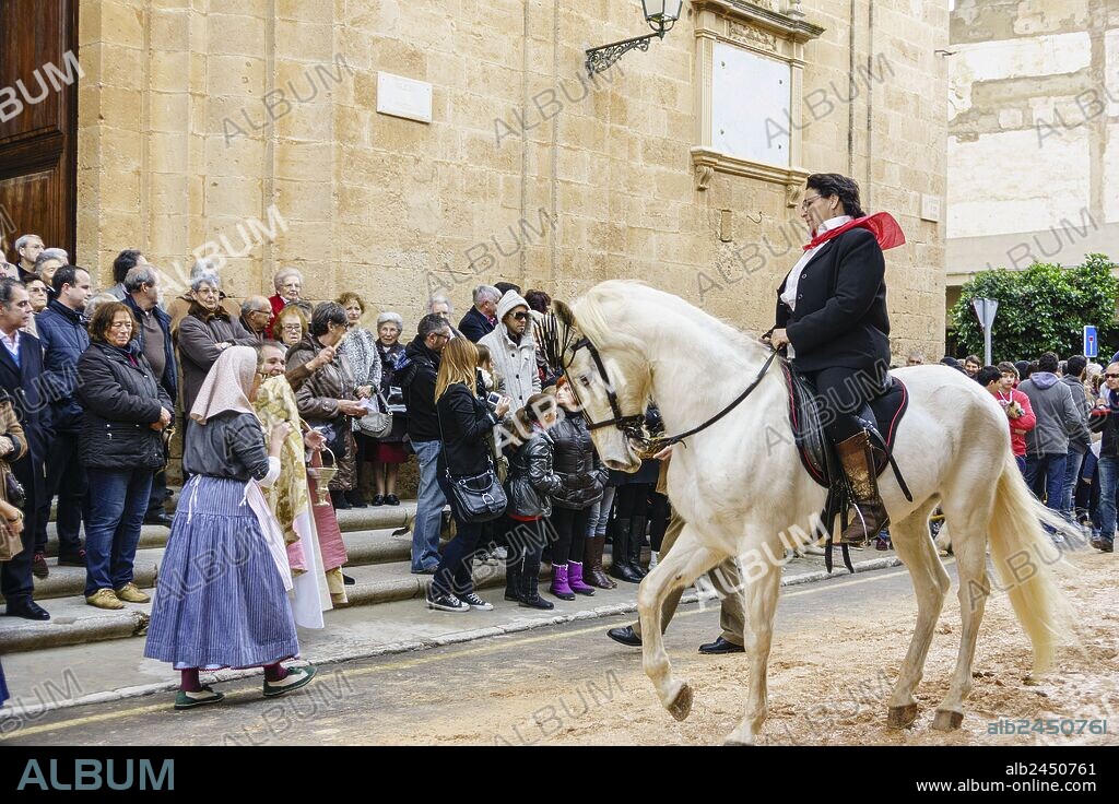bendicion de los animales de Sant Antoni,patron de los animales domesticos,Llucmajor, Mallorca, islas baleares, Spain.