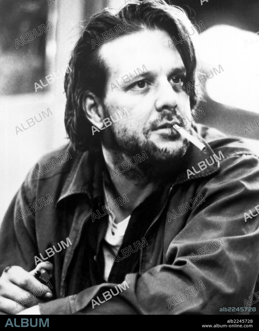 MICKEY ROURKE in BARFLY, 1987, directed by BARBET SCHROEDER. Copyright CANNON FILMS.