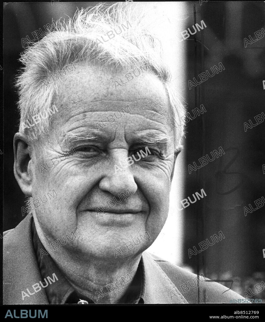 1988208-26 - STIG GUNNE, MODERAT I GÖTEBORG.. FOTO TOMMY HOLL CODE: 7003 ***F-BILD***. COPYRIGHT SCANPIX SWEDEN.