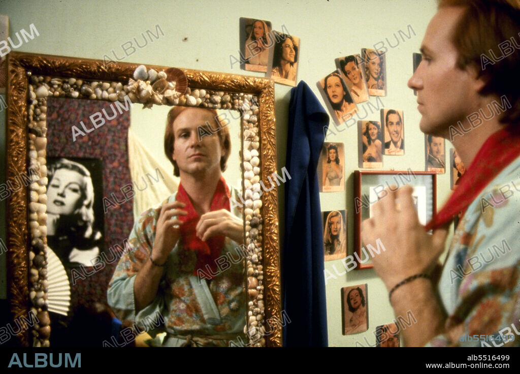 WILLIAM HURT in KISS OF THE SPIDER WOMAN, 1985, directed by HECTOR BABENCO. Copyright ISLAND ALIVE.