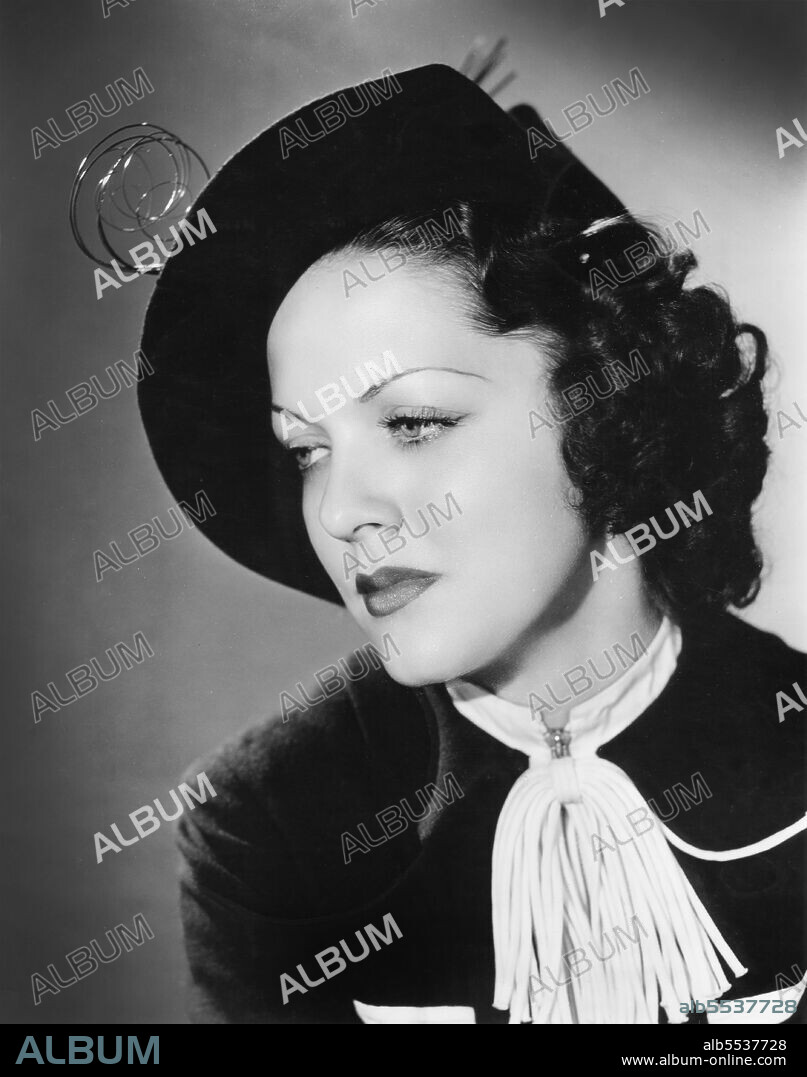 American Actress Carole Hughes, head and shoulders Publicity Portrait, Vitagraph Inc., Warner Bros., 1936.