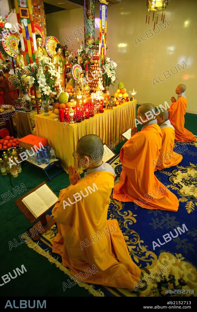 Buddhist ceremony. Linh Son pagoda.