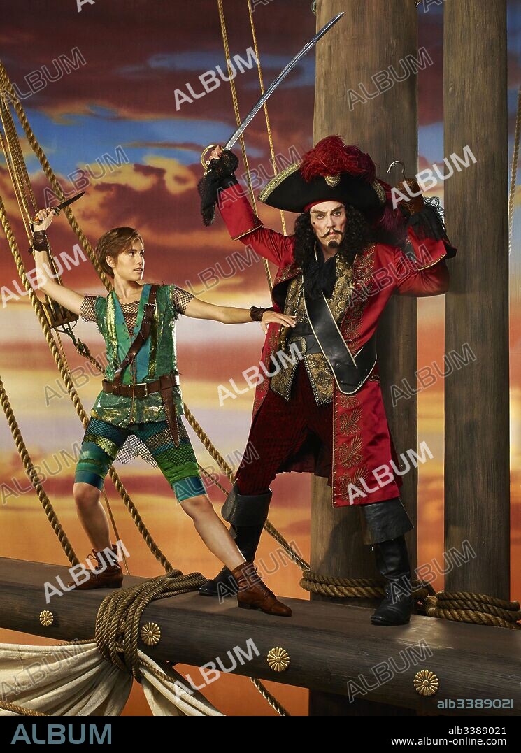 MARNIE MICHAELS and CHRISTOPHER WALKEN. ALLISON WILLIAMS and CHRISTOPHER WALKEN in PETER PAN LIVE!, 2014, directed by ROB ASHFORD. Copyright NBC.