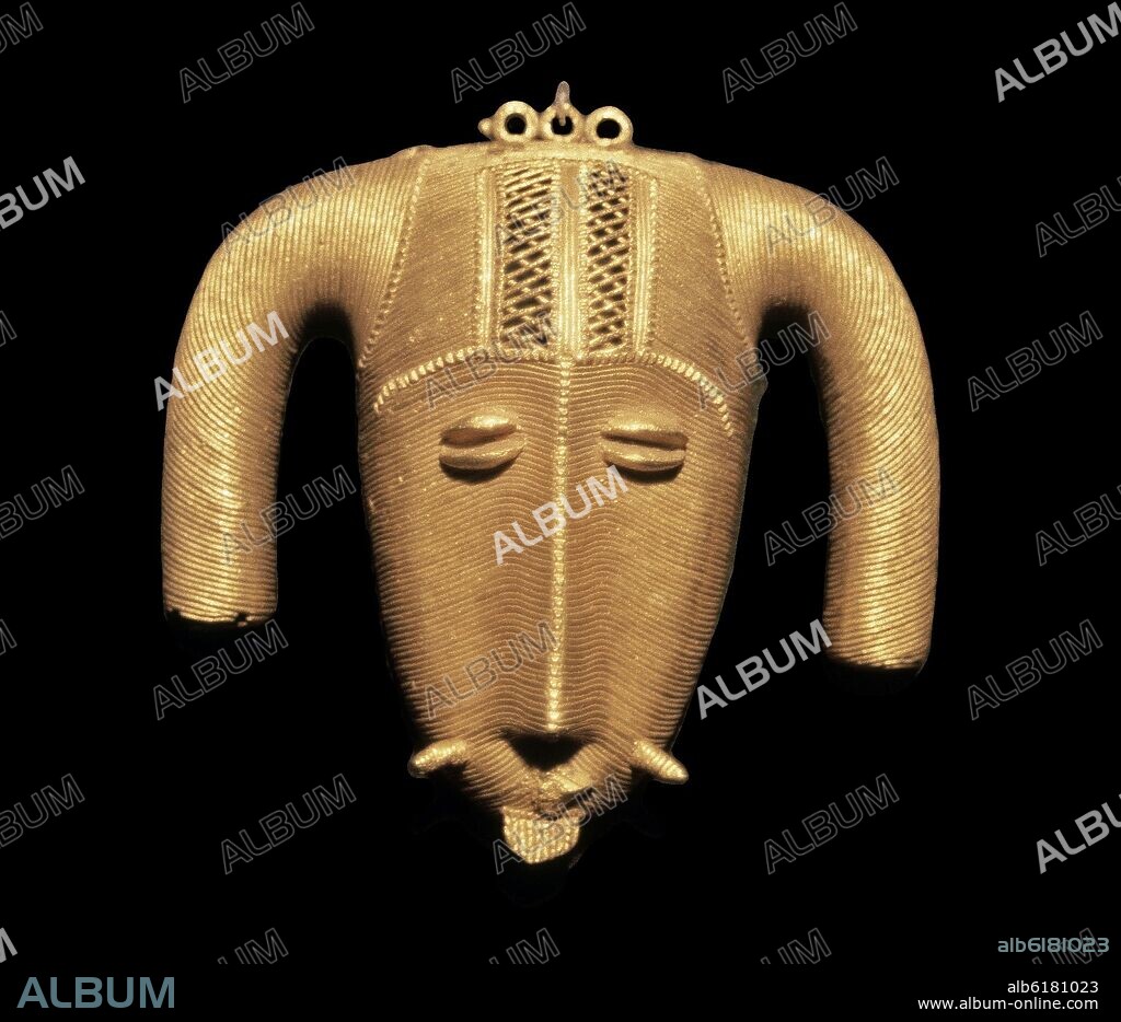 PECTORAL DE ORO PRECOLOMBINO - CABEZA ZOOMORFA- FILIGRANA-GRANULADO-CALADO.
