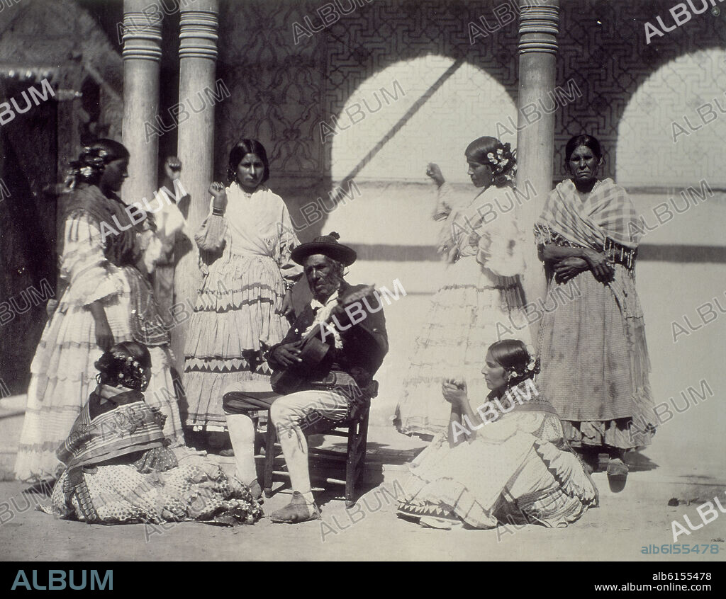 CHARLES CLIFFORD (1819-1863). GITANOS BAILANDO - FOTOGRAFIA HECHA EN EL VIAJE DE ISABEL II A ANDALUCIA Y MURCIA 1862.