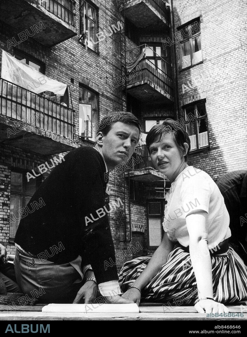 Thommy Berggren och Christina Frambäck vid inspelningen i Malmö av Bo Widerbergs film Kvarteret Korpen 1967.. Foto: Sydsvenskan Bild / IBL Bildbyrå.