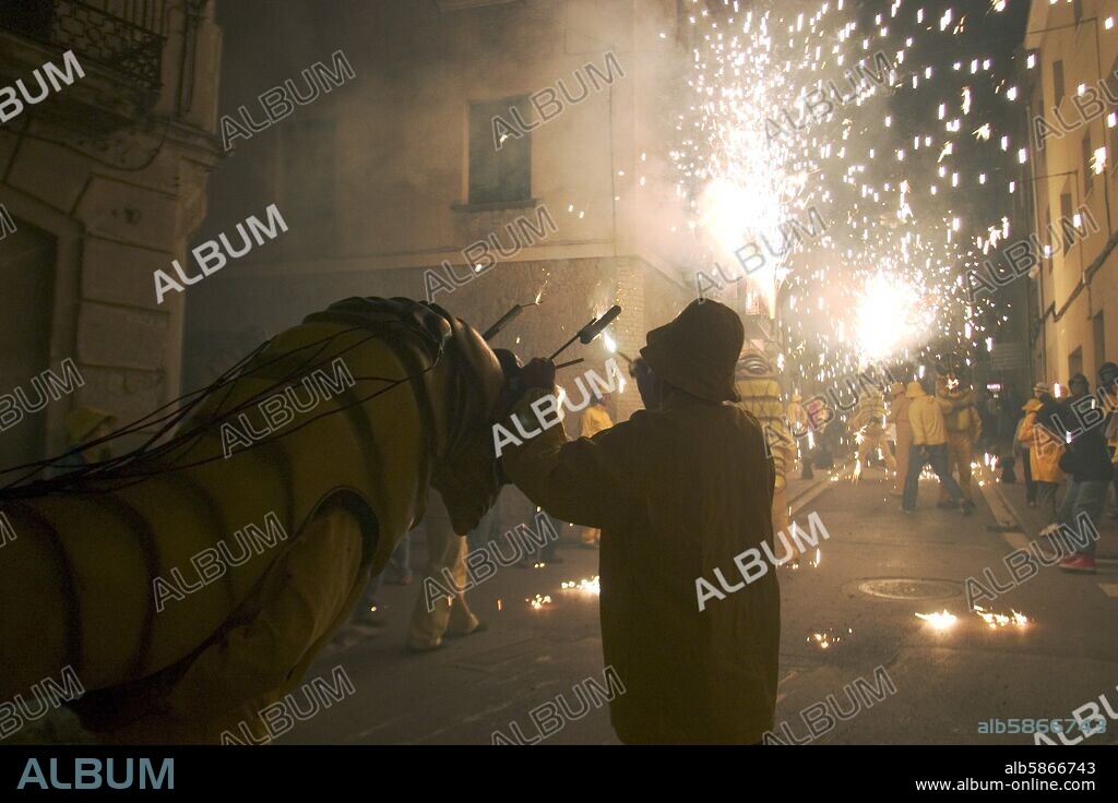 Sant Sadurní d´Anoia; Fiesta / Festa de la "Filoxera" en memoria de esta plaga de la vid.