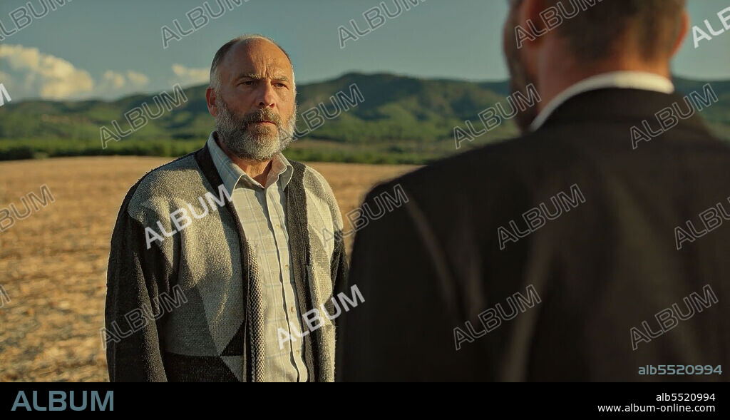 MAHIR GÜNSIRAY in COMMITMENT HASAN, 2021 (BAGLILIK HASAN), directed by SEMIH KAPLANOGLU. Copyright KAPLAN FILM PRODUCTION.