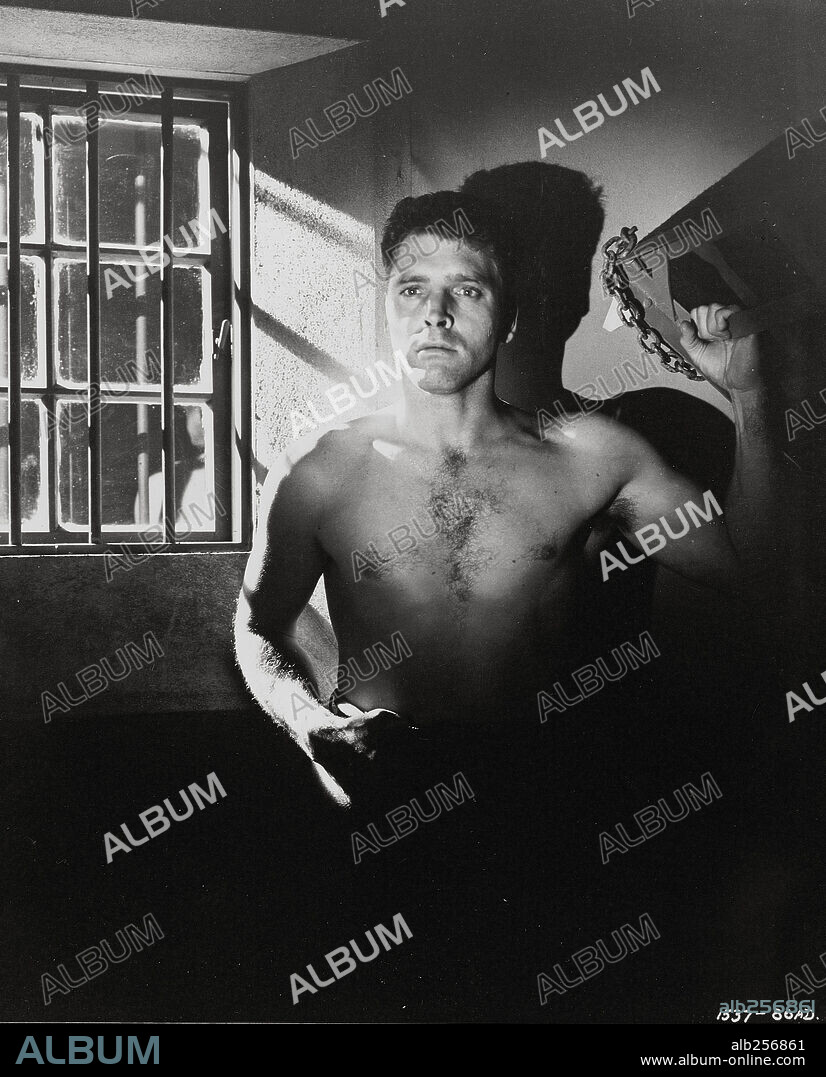 BURT LANCASTER en FUERZA BRUTAL, 1947 (BRUTE FORCE), dirigida por JULES DASSIN. Copyright UNIVERSAL PICTURES.