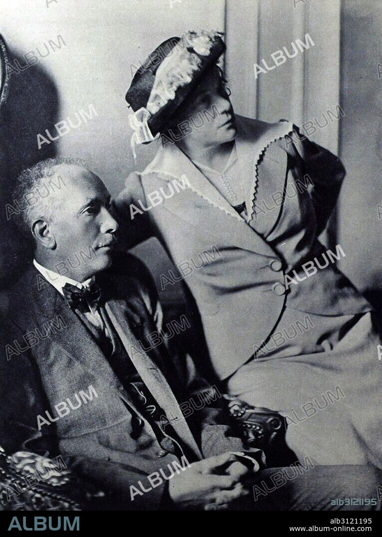 Richard Strass with his wife Pauline de Ahna. Richard Georg Strauss (1864 – 1949). Leading German composer of the late Romantic and early modern eras. Pauline Maria de Ahna (4 February 1863 – 13 May 1950) was a German operatic soprano.