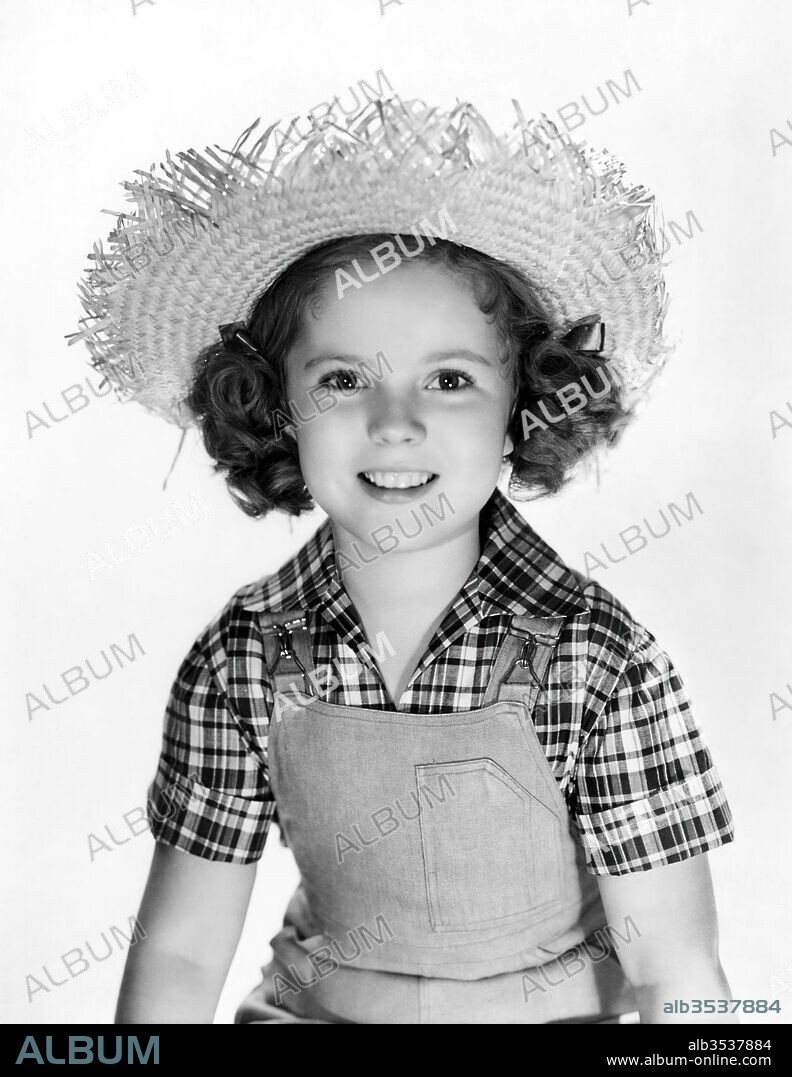 SHIRLEY TEMPLE in REBECCA OF SUNNYBROOK FARM, 1938, directed by ALLAN DWAN. Copyright 20TH CENTURY FOX.
