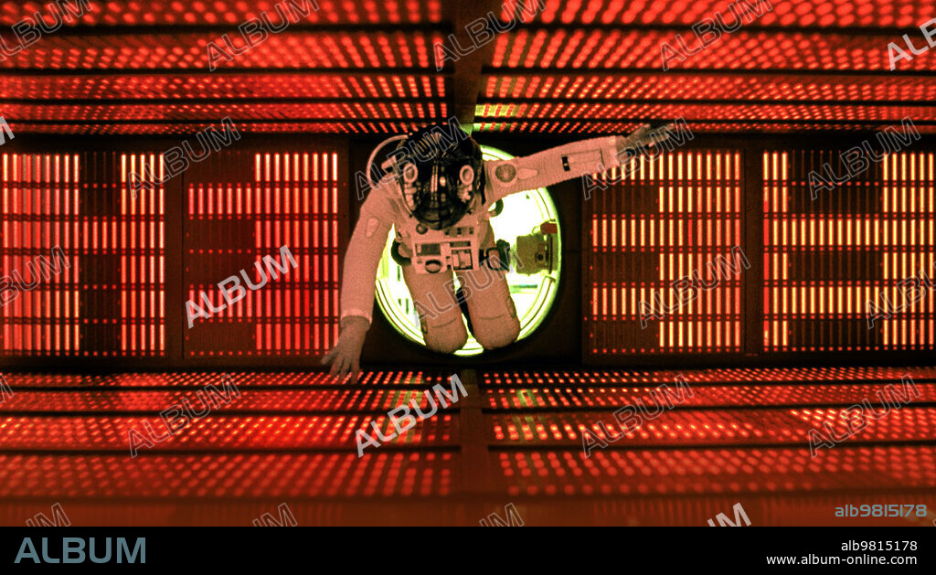 2001: UNA ODISEA DEL ESPACIO, 1968 (2001: A SPACE ODYSSEY), dirigida por STANLEY KUBRICK. Copyright M.G.M.