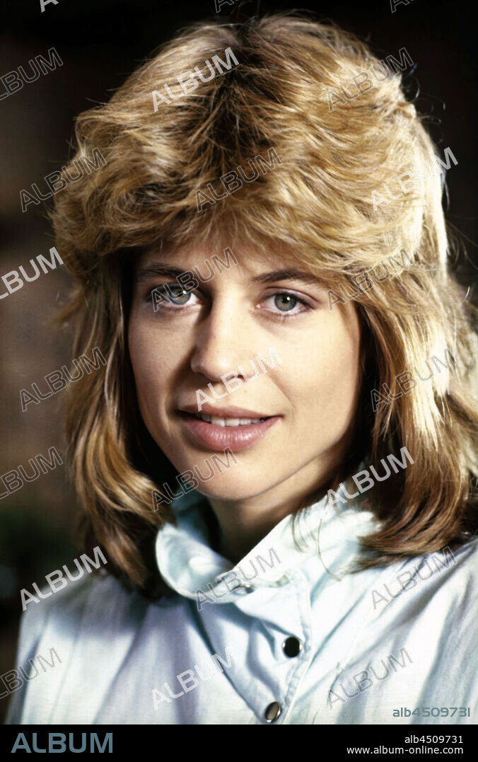 LINDA HAMILTON en TERMINATOR, 1984 (THE TERMINATOR), dirigida por JAMES CAMERON. Copyright ORION PICTURES.