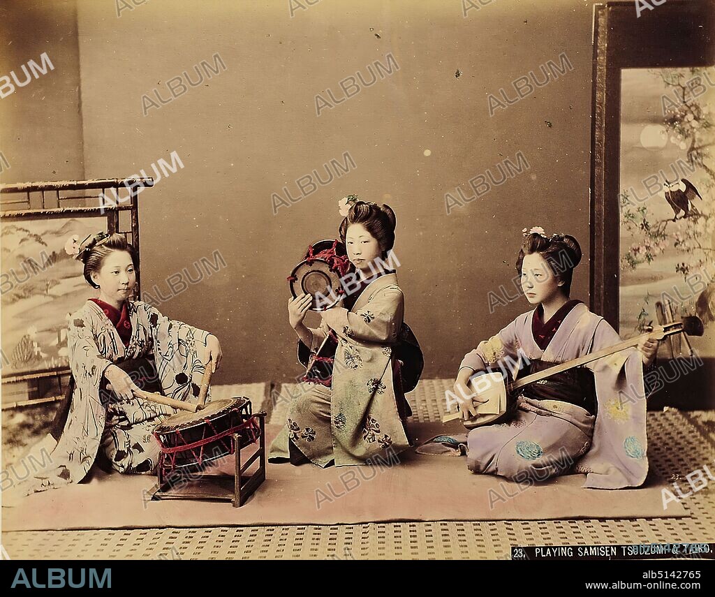Kusakabe Kimbei, Playing Samisen Tsudzumi & Taiko, albumin paper, hand-colored, black and white positive process, image size: height: 21,1 cm; width: 26,7 cm, title, 23rd Playing Samisen Tsudzumi & Taiko, travel photography, portrait photography, studio/studio photography, group portrait, young woman, girl, lute.