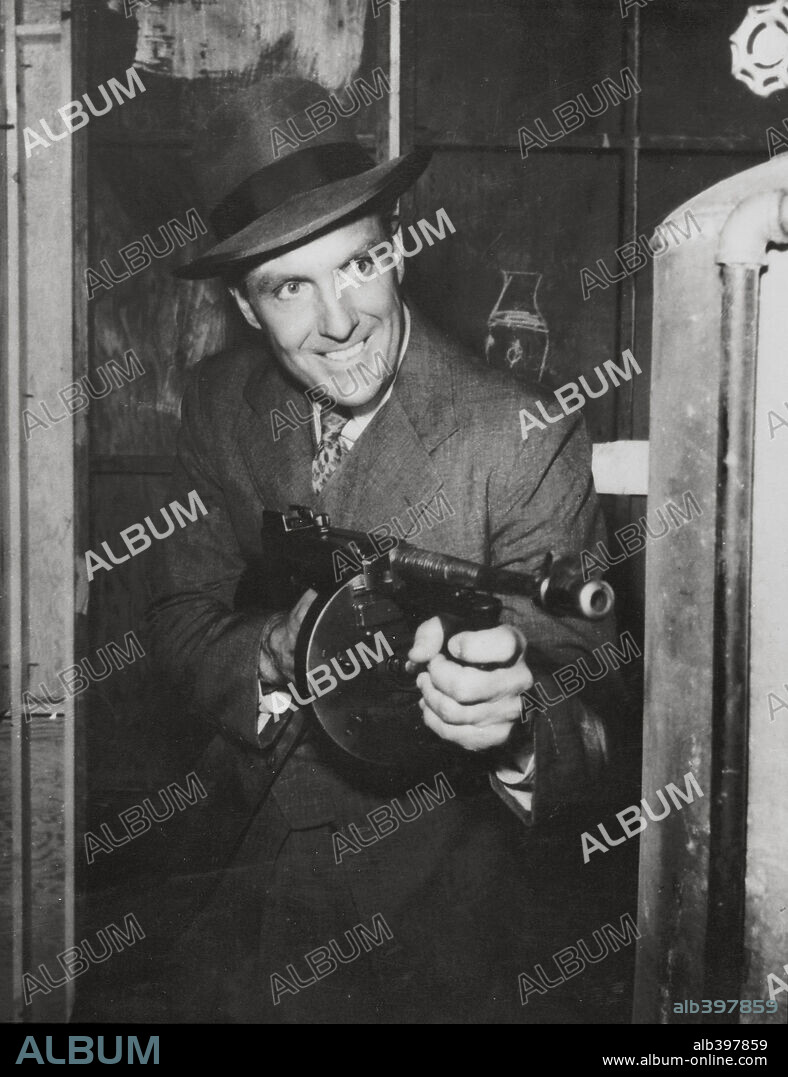 ROBERT STACK in THE UNTOUCHABLES (1959). Copyright DESILU.