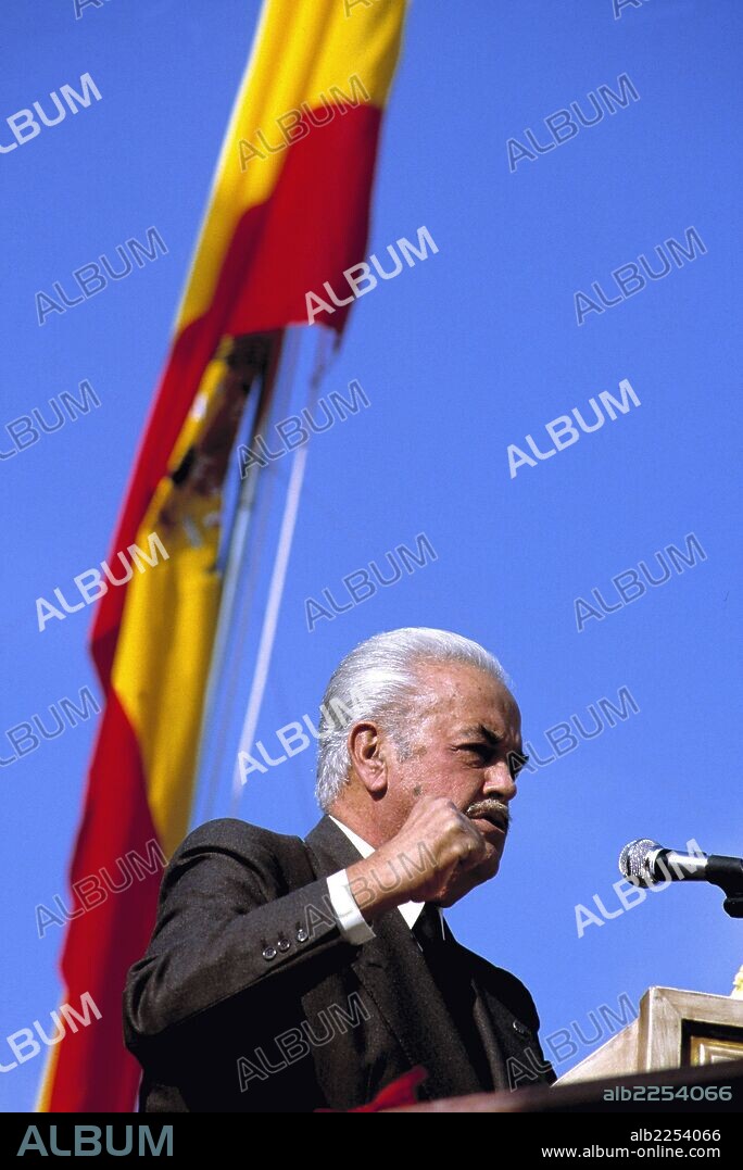 JOSE ANTONIO GIRON DE VELASCO. POLITICO ESPAÑOL. 1911-1995. DISCURSO MITIN POLITICO AÑO 1975.