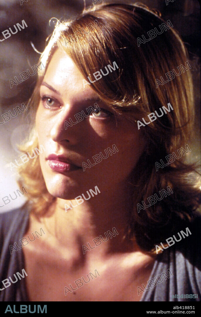 MILLA JOVOVICH en SIN MOTIVO APARENTE, 2002 (NO GOOD DEED), dirigida por BOB RAFELSON. Copyright SEVEN ARTS PROD/KISMET ENT/REMSTAR CORPORATION/APOLLOMEDIA.