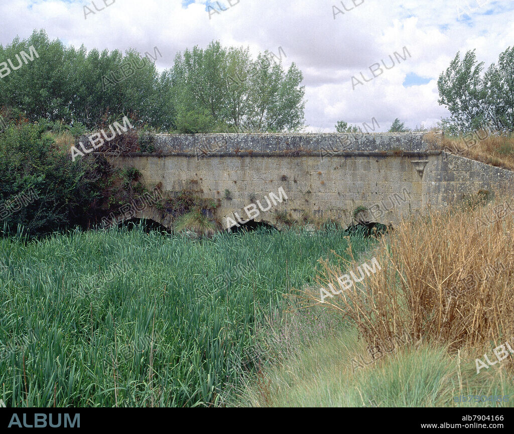 ANTONIO DE ULLOA (1716-1795). ACUEDUCTO DEL CANAL DE CASTILLA SOBRE EL RIO VALLARNA -S XVIII - CANAL DE CASTILLA RAMAL NORTE.