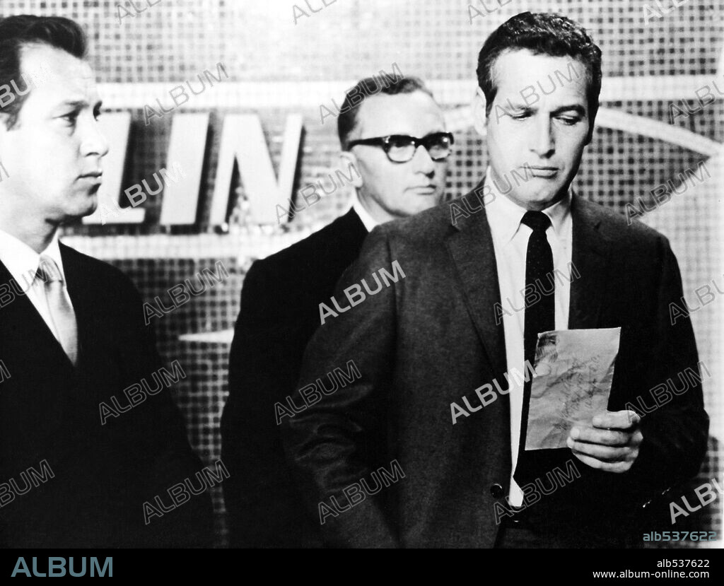PAUL NEWMAN in TORN CURTAIN, 1966, directed by ALFRED HITCHCOCK. Copyright UNIVERSAL PICTURES.