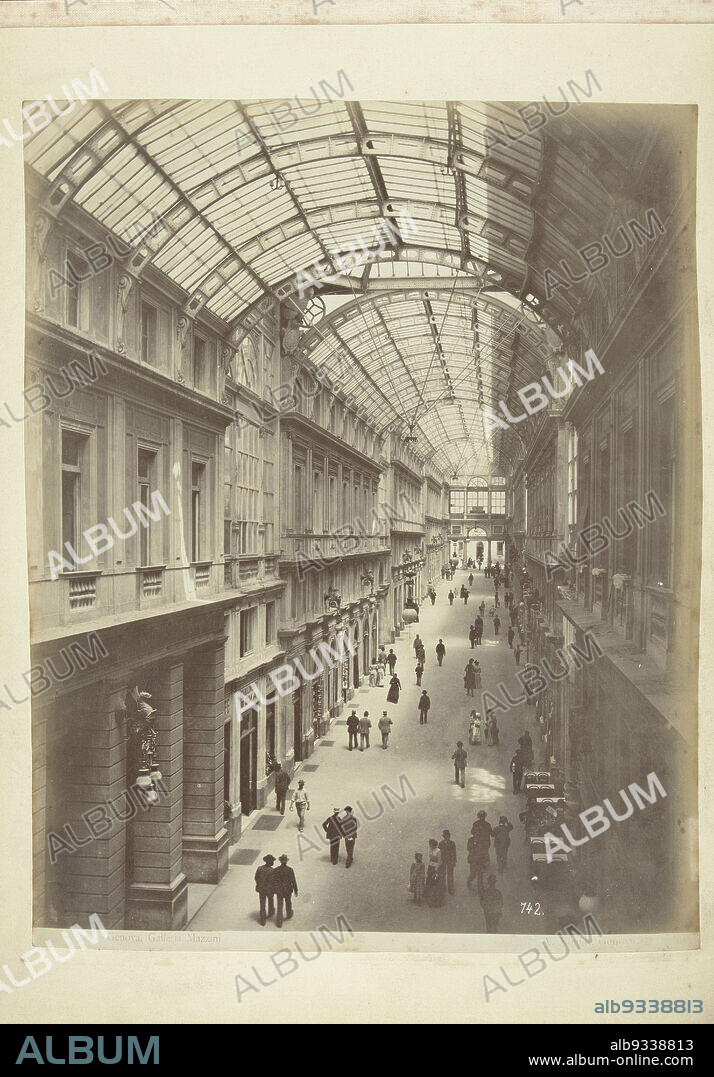 Audience in the covered galleria Mazzini at Genoa, Genova. Galleria Mazzini 742. A. Noack, Genova. (title on object), Genoa city is visible in the background., Alfredo Noack (mentioned on object), Genua, c. 1872 - c. 1890, photographic support, albumen print, height 260 mm × width 207 mmheight 277 mm × width 367 mm.