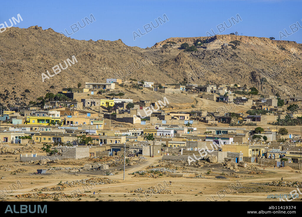 Overview over the town of Dekemhare along the road from Asmarra to Qohaito, Eritrea.
