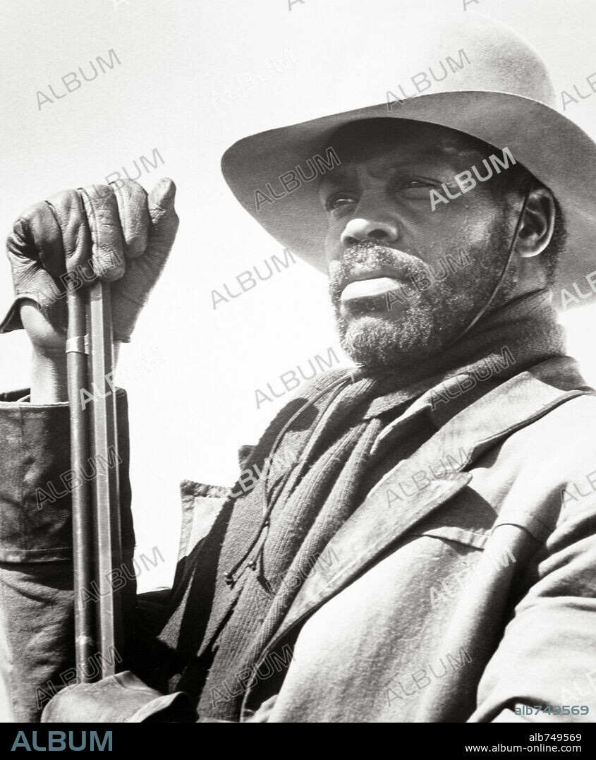 DANNY GLOVER in SILVERADO, 1985, directed by LAWRENCE KASDAN. Copyright COLUMBIA PICTURES.