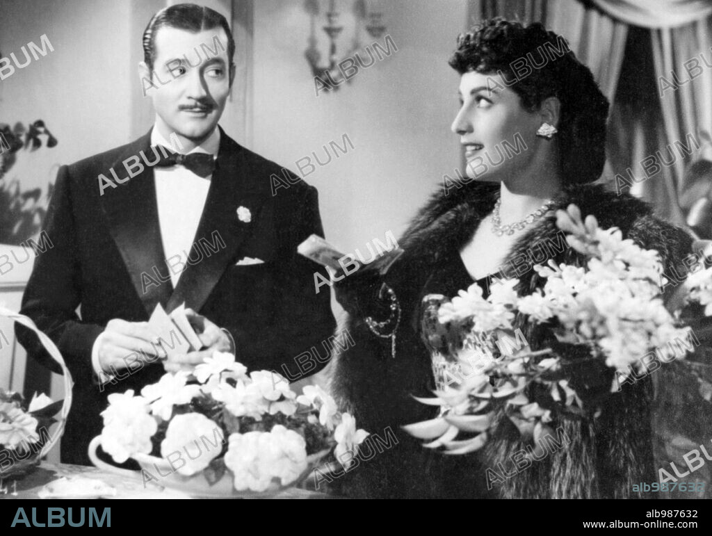 ALICIA PALACIOS y ENRIQUE GUITART en SENDA IGNORADA, 1946.