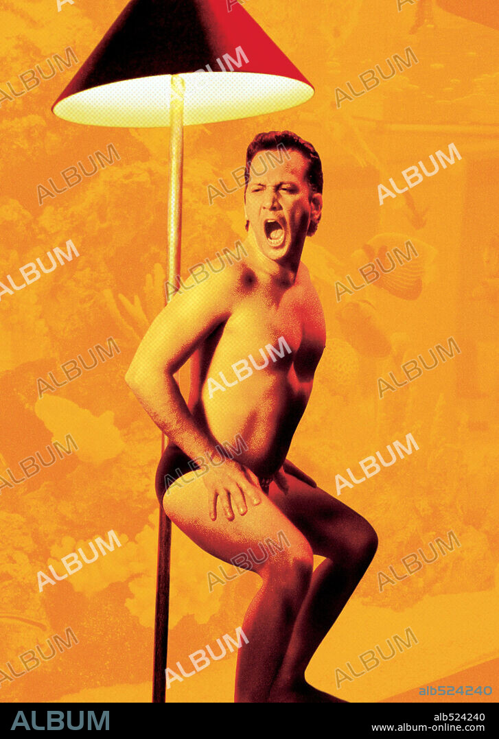 ROB SCHNEIDER in DEUCE BIGALOW: MALE GIGOLO, 1999, directed by MIKE MITCHELL. Copyright TOUCHSTONE PICTURES.