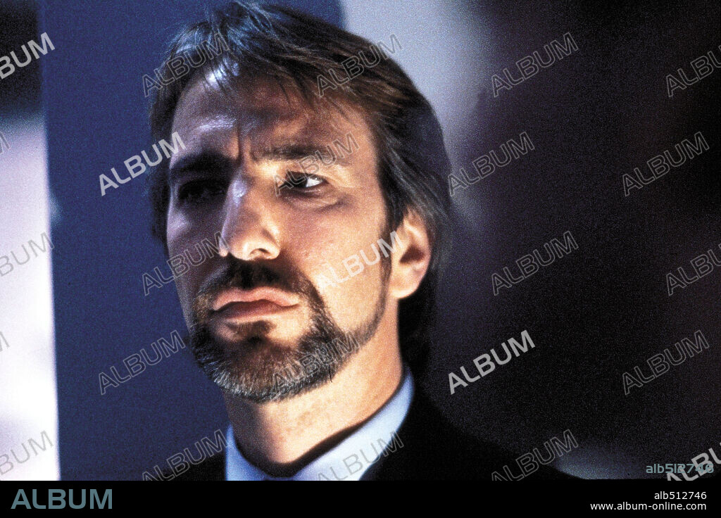 ALAN RICKMAN en JUNGLA DE CRISTAL, 1988 (DIE HARD), dirigida por JOHN MCTIERNAN. Copyright 20TH CENTURY FOX.