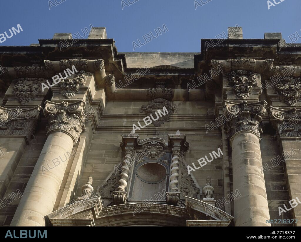 ABARIA MARTIN / FERRER ANTONI. DETALLE DE LA FACHADA BARROCA DE LA CATEDRAL DE TORTOSA - SIGLO XVIII.