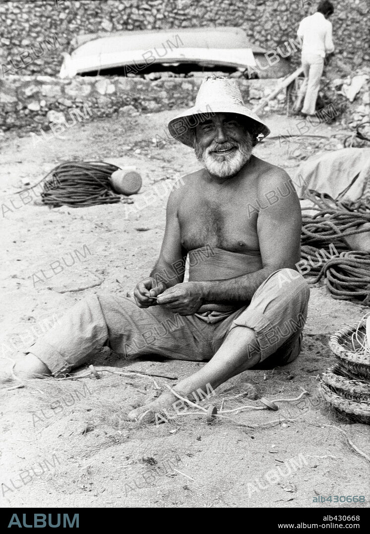 ANTONIO FERRANDIS en VERANO AZUL, 1981, dirigida por ANTONIO MERCERO. Copyright TVE.
