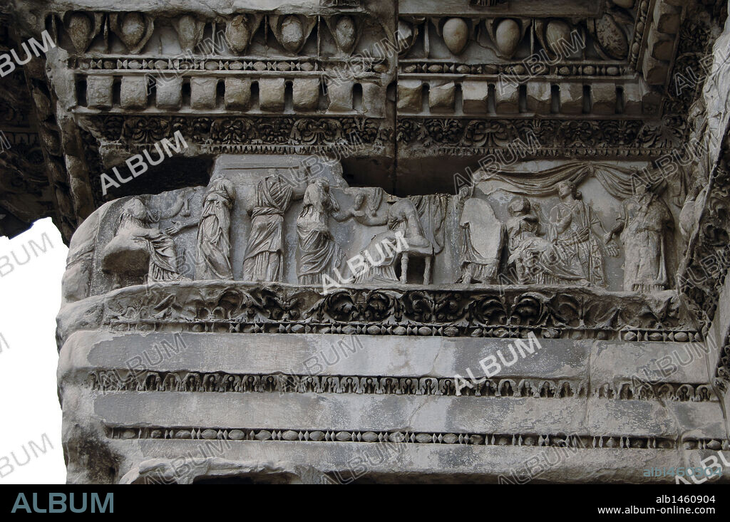 Italy. Rome. Forum of Nerva. Built in  85-97 A.C. It was started by Emperor Domitian but officially completed and opened by his successor, Nerva. It is also referred to as the Transient Forum (Forum Transitorium). Entablature. Detail showing scenes of myth of Arachne.