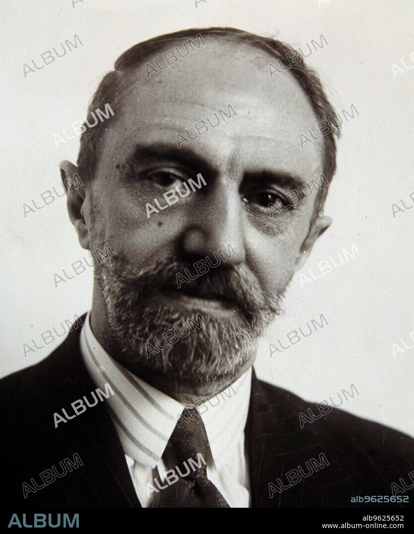 Juan Moles Ormella (1871-1945), Spanish lawyer and Republican politician.