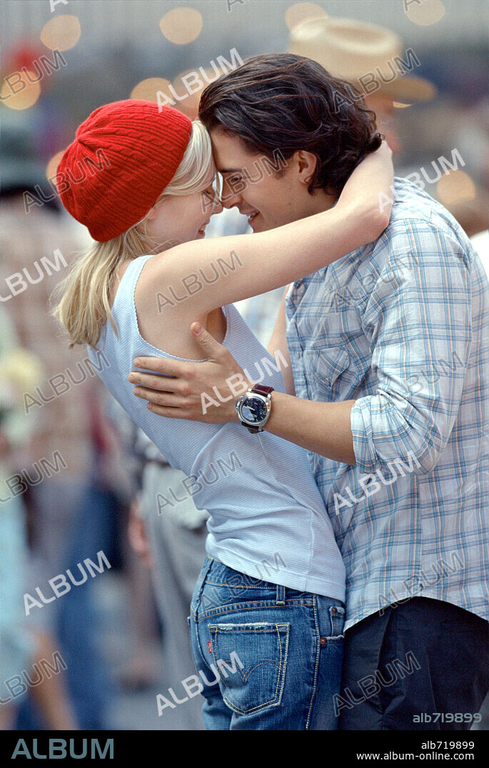 KIRSTEN DUNST and ORLANDO BLOOM in ELIZABETHTOWN, 2005, directed by CAMERON CROWE. Copyright PARAMOUNT PICTURES / PRESTON, NEAL.