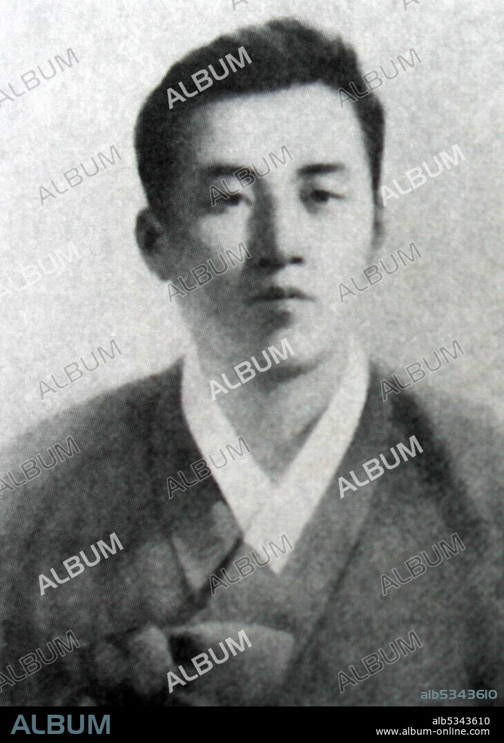 Kim Il Sung's father, Kim Hyun Jik. Kim Hyong-jik (1894 - 1926) was a Korean independence activist. He was the father of North Korean founder Kim Il-sung.