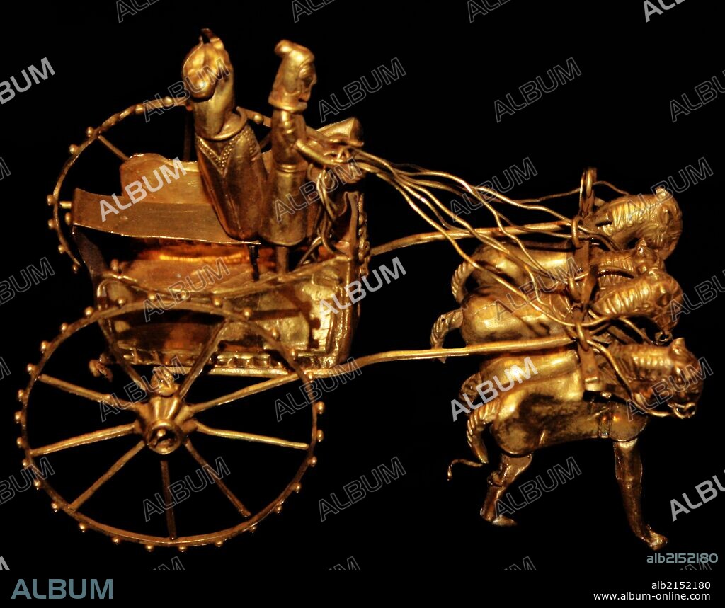 Ceremonial chariots. Oxus treasure. Horses pulling two people in Median dress. Persian. Iran, 500–300 BC. (Photo by: Universal History Archive/UIG via Getty Images).