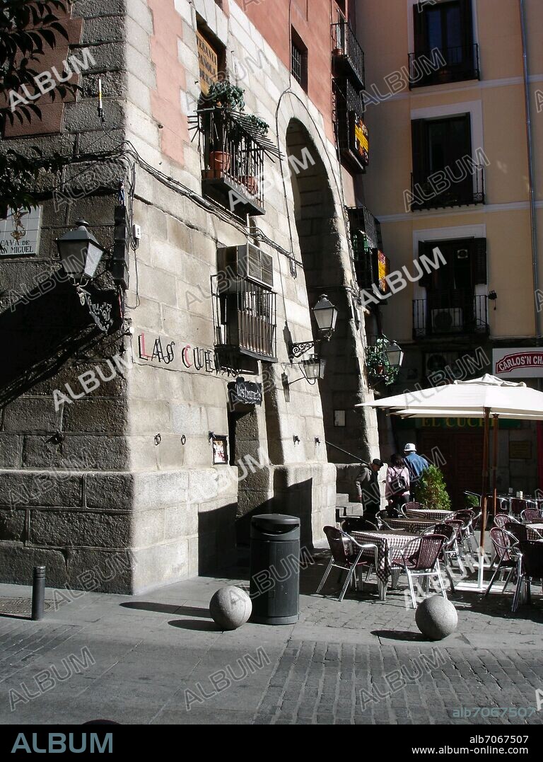 RESTAURANTE LAS CUEVAS DE LUIS CANDELAS.