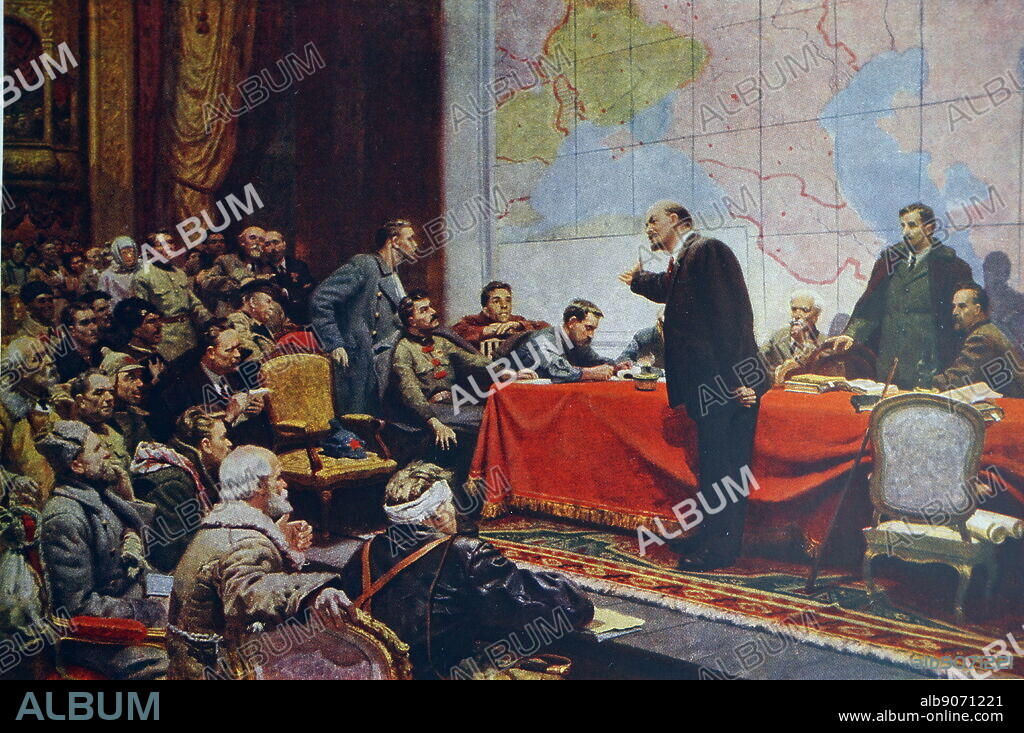 V.I. Lenin speaks in 1920 at the discussion of the first long-term plan for the development of the national economy drawn up by the State Commission for Electrification of Russia (GOEDRO). From the picture by D. Shmatko.