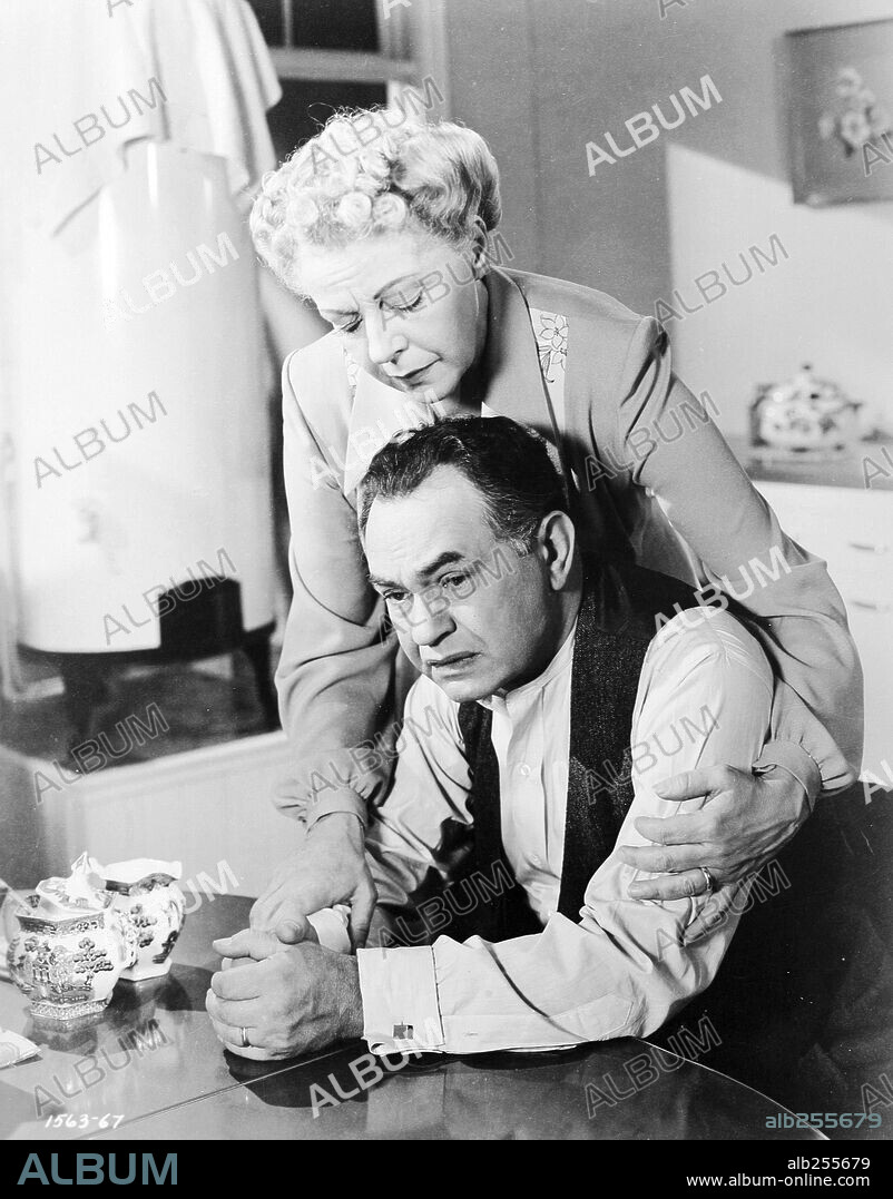 EDWARD G. ROBINSON and MADY CHRISTIANS in ALL MY SONS, 1948, directed by IRVING REIS. Copyright UNIVERSAL PICTURES.