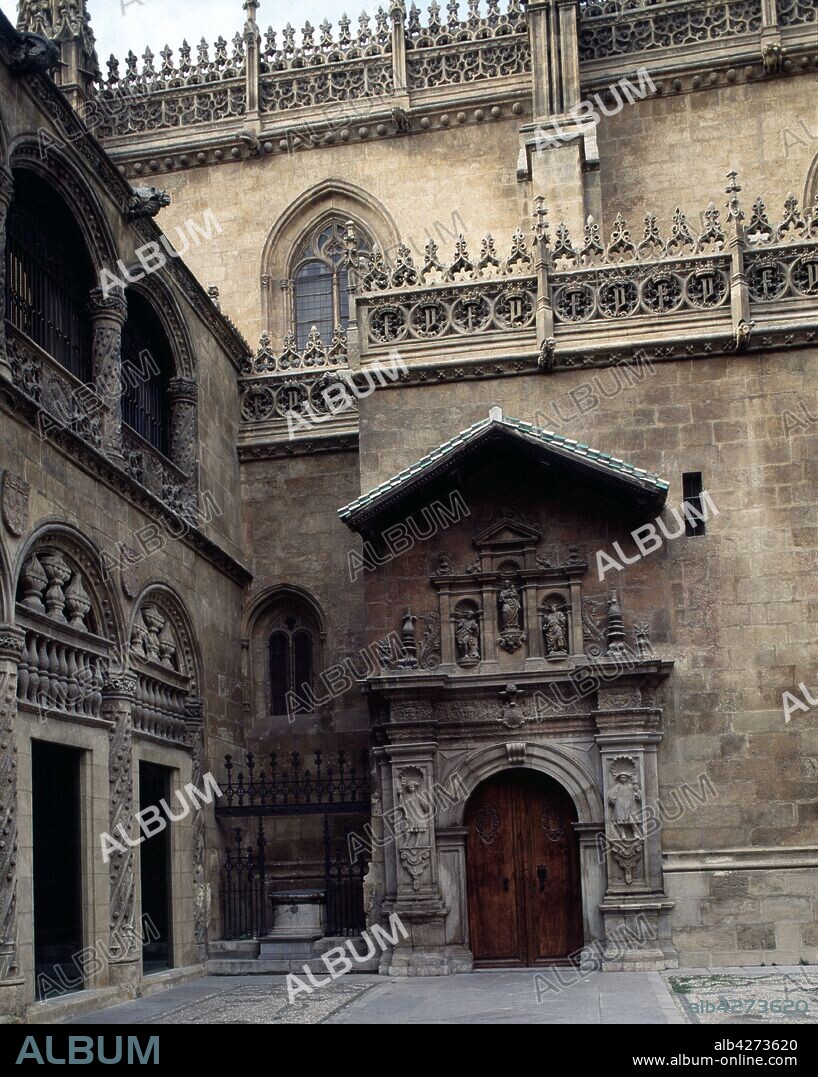 EGAS , ENRIQUE ARQUITECTO ESPAÑOL . SIGLOS XV-XVI CATEDRAL DE GRANADA. CAPILLA REAL. FACHADA AÑO 1505.