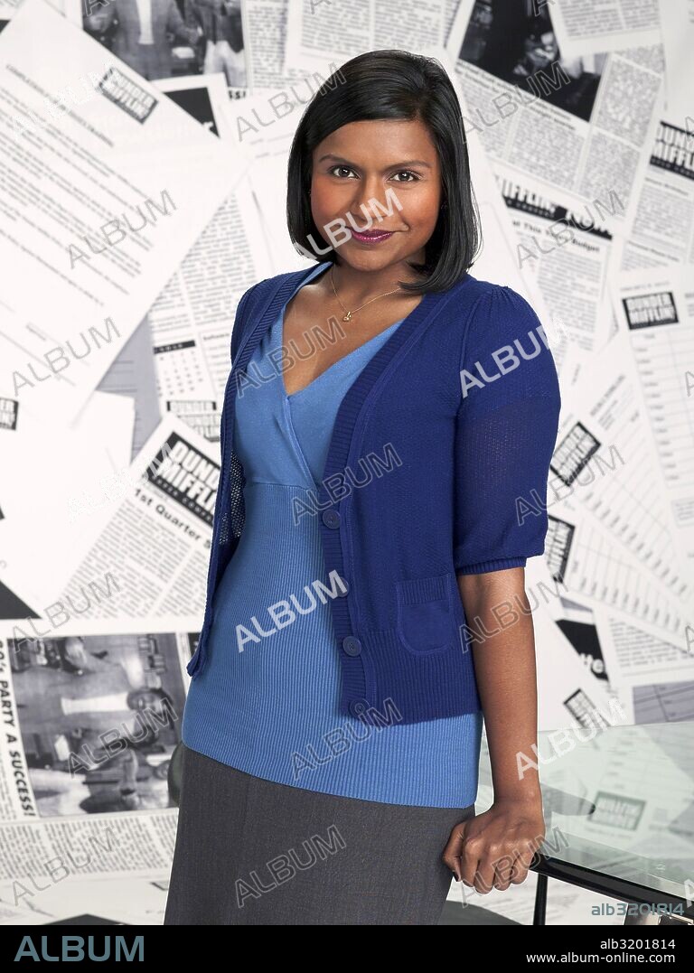 MINDY KALING in THE OFFICE, 2005, directed by RICKY GERVAIS and STEPHEN MERCHANT. Copyright NBC UNIVERSAL TELEVISION / LUBIN, JUSTIN / Cortesía. Season 5.
